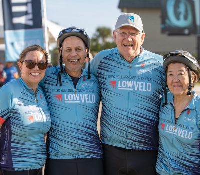 4 cyclists in Lowvelo shirts
